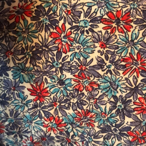 Blouse - Picture 2 of 6